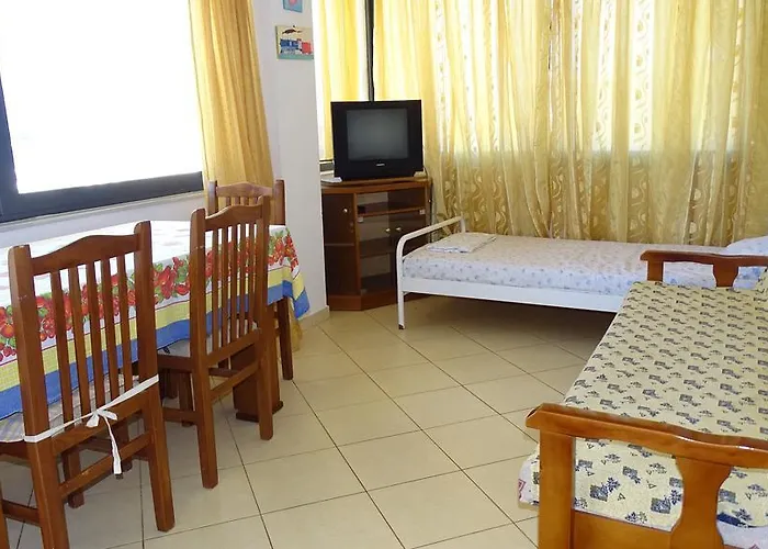 Daire Petro's Ksamil