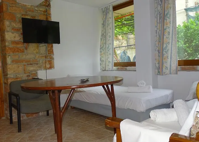 Petro's Daire Ksamil